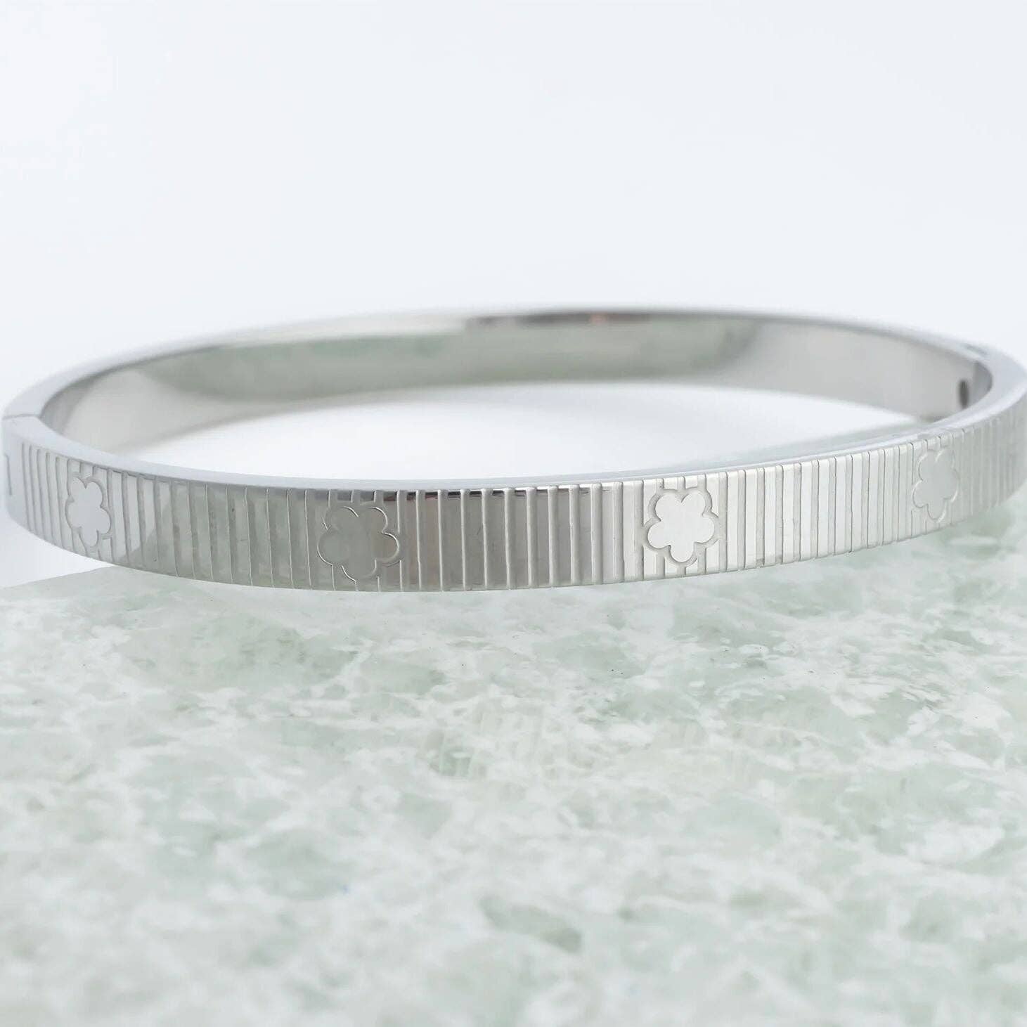 18K Gold PVD Stainless Steel Fluted Bangle Bracelet