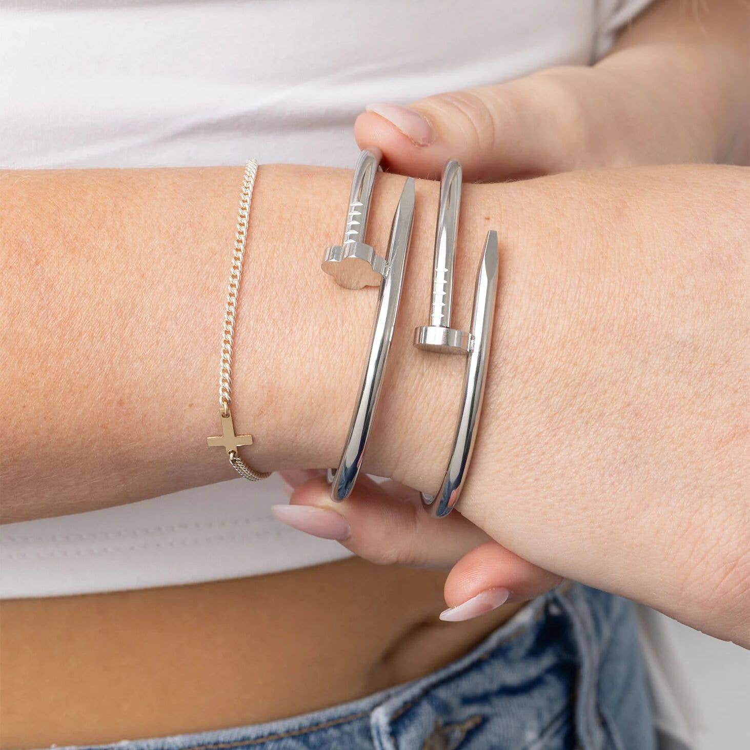 18K Gold PVD Stainless Steel Floral Nail Bangle